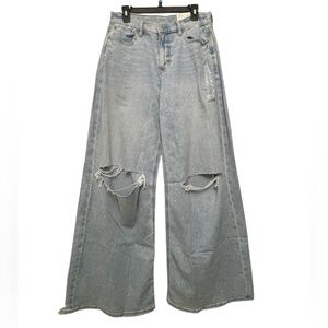 NWT American Eagle ($89.95) DreamyDrape SHRise UltraWLeg Light Destroy Wash Jean